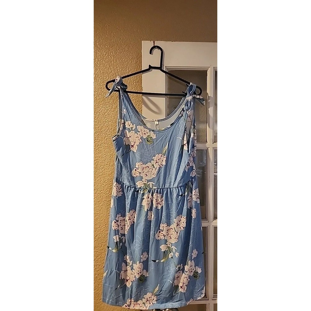 Ploknrd Women's Sundress Size Large LIGHT VLUE FLORAL NWT Beautiful